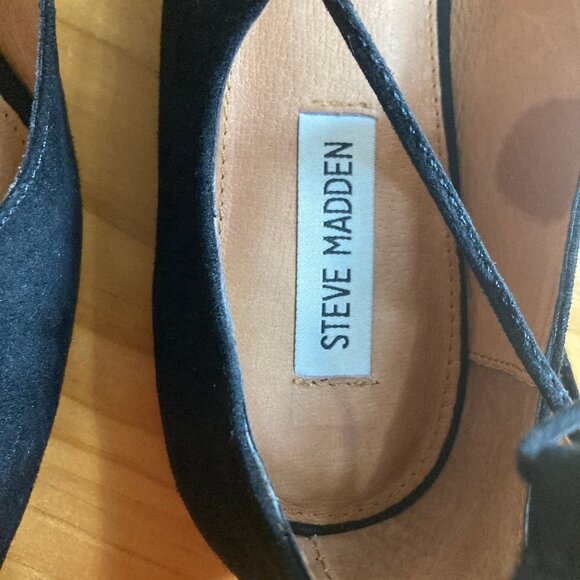 Steven Madden, Black Suede Ballet Flats, Size 10 - Picture 4 of 5